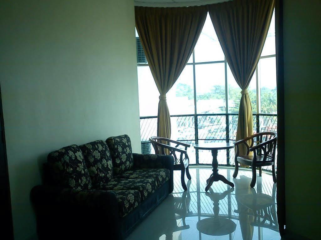 Casavilla Travellers Lodge Taiping Exterior foto
